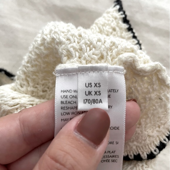 Crochet Tie-Back Top - Picture 3 of 3